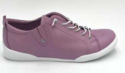 Charlotte of Sweden Sneaker lavendel skor